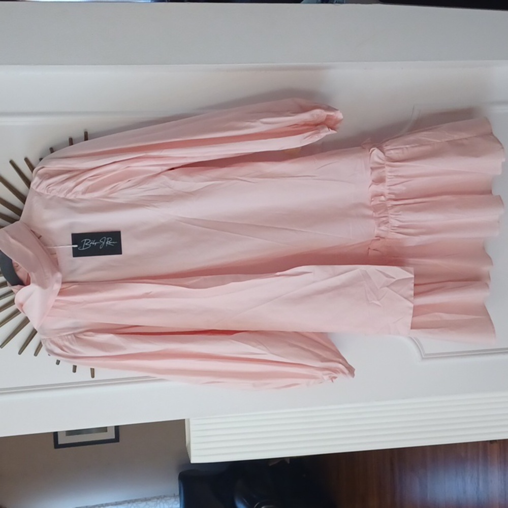 Stunning Pink Designer Dress_Sz (S) adorn with attached scarf & Balloon Sleeves